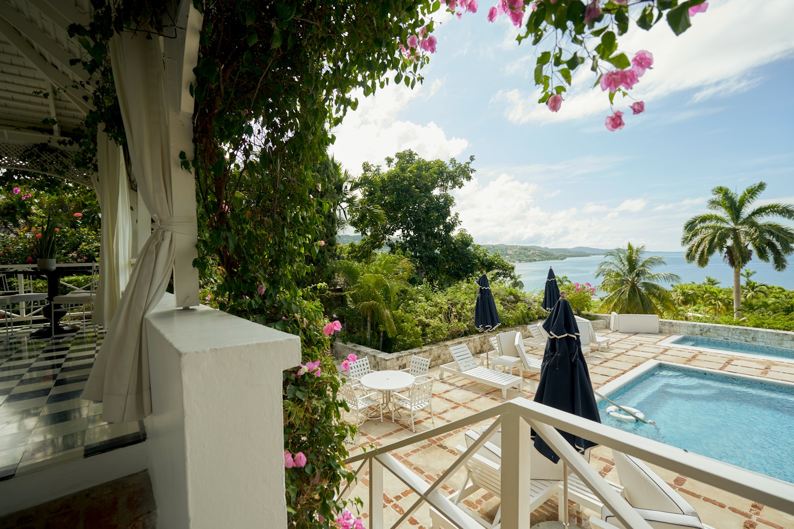 Jamaica: A Vibrant Fusion of Culture, Cuisine, and Adventure