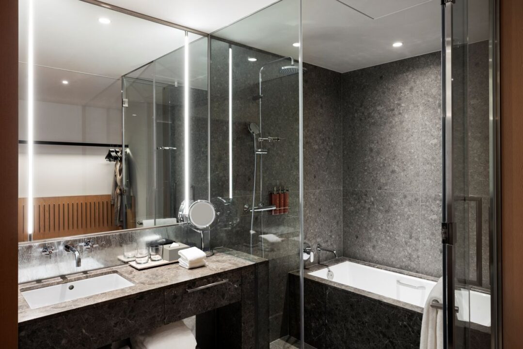 A Guestroom Bathroom