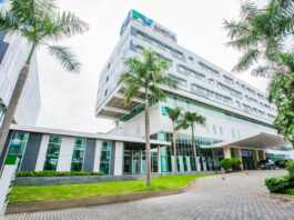 The main building of FV Hospital in Ho Chi Minh City